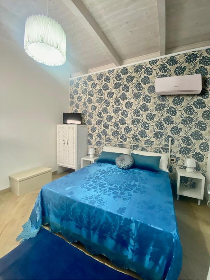 Chalet Del Girasole กัสเตลลาบาเต ภายนอก รูปภาพ