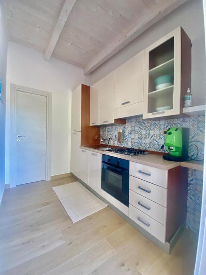 Chalet Del Girasole กัสเตลลาบาเต ภายนอก รูปภาพ